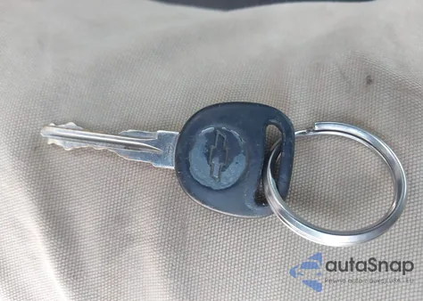 2011 Chevrolet Traverse 2Lt z USA, uszkodzony, nr VIN 1GNKVJED2BJ108085